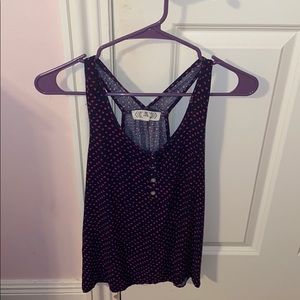 Sleeveless blouse